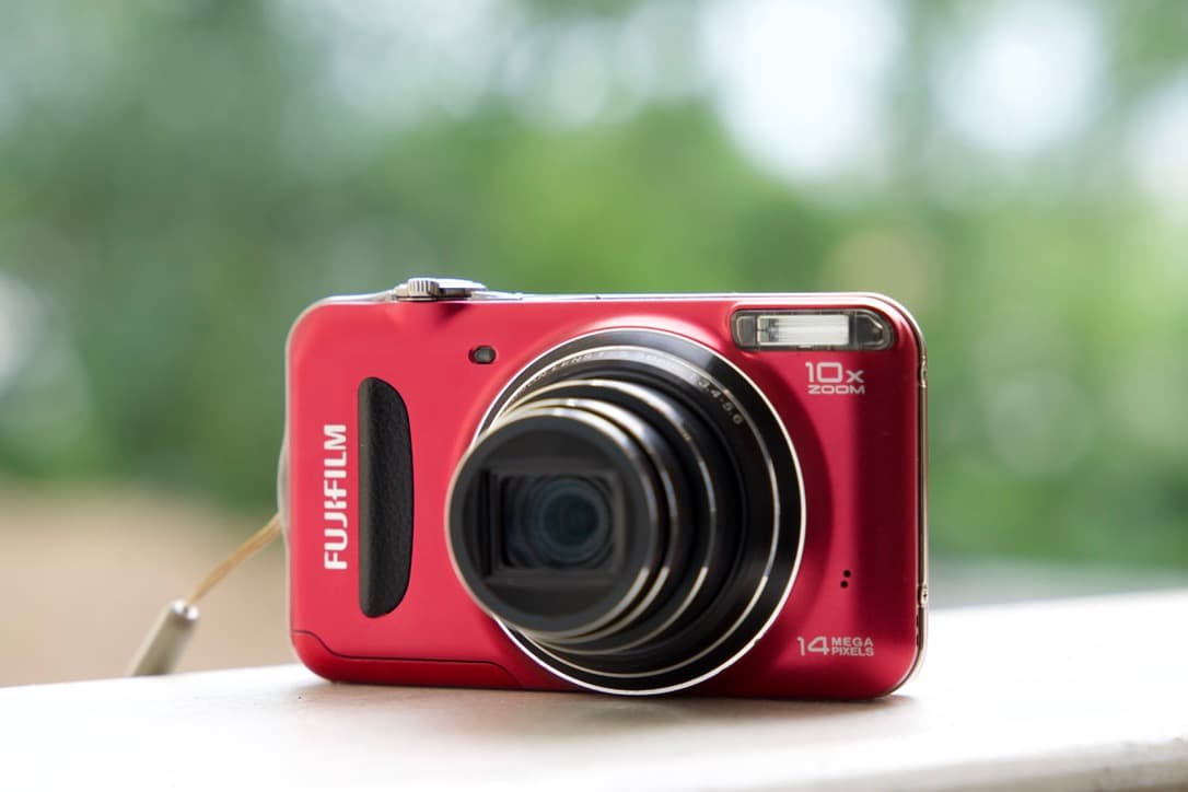 Fujifilm FinePix T300 - Fujifilm از سیلور کم در وضعیت mint