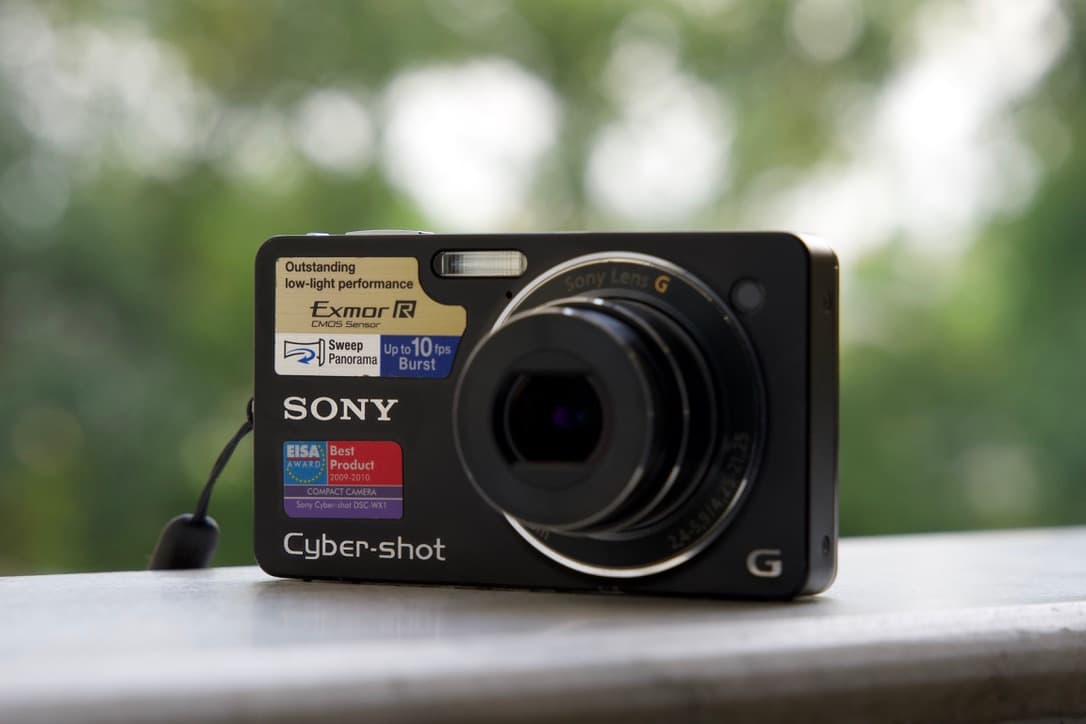 Sony Cybershot DSC Wx1 - Sony camera equipment in excellent condition